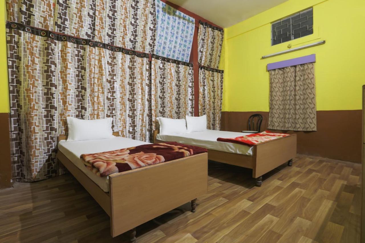Oyo Hotel 43459 Oasis Lodge Jorhāt Zewnętrze zdjęcie