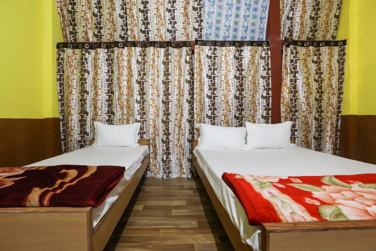 Oyo Hotel 43459 Oasis Lodge Jorhāt Zewnętrze zdjęcie
